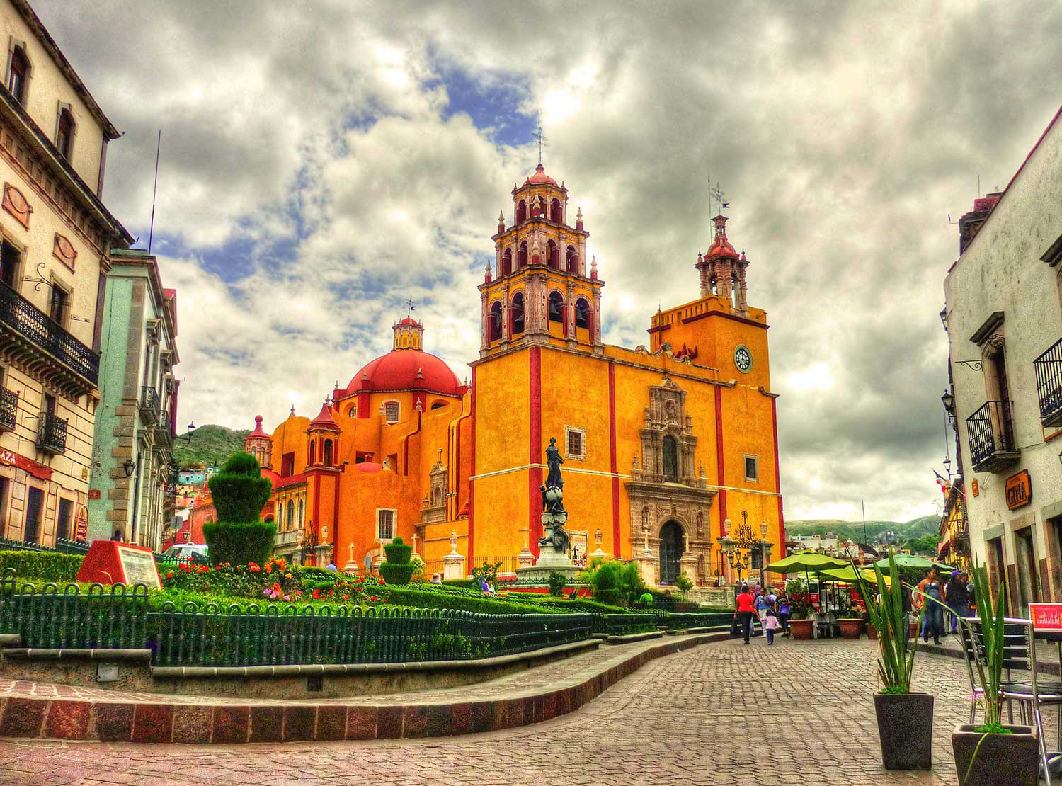 Fachada de la Basílica de Nuestra Señora de Guanajuato